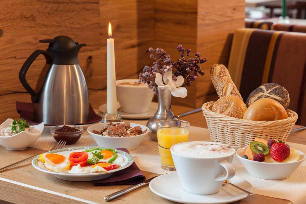 Goebels Schlosshotel "Prinz Von Hessen" 프라이데발트 외부 사진