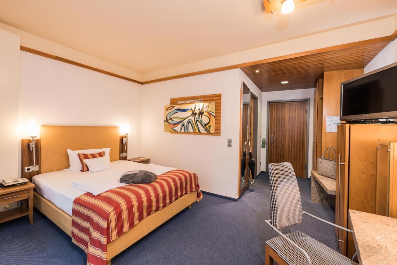 Goebels Schlosshotel "Prinz Von Hessen" 프라이데발트 외부 사진