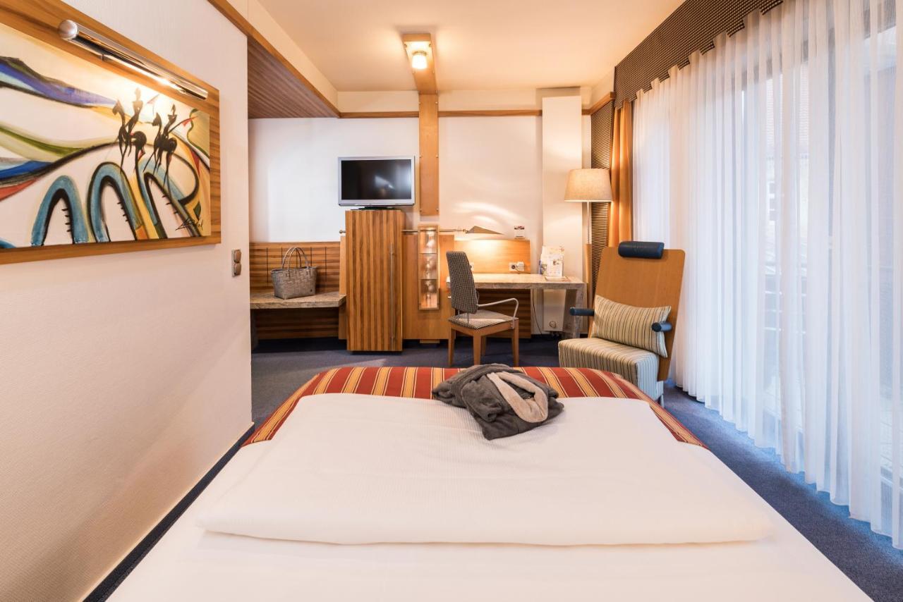 Goebels Schlosshotel "Prinz Von Hessen" 프라이데발트 외부 사진
