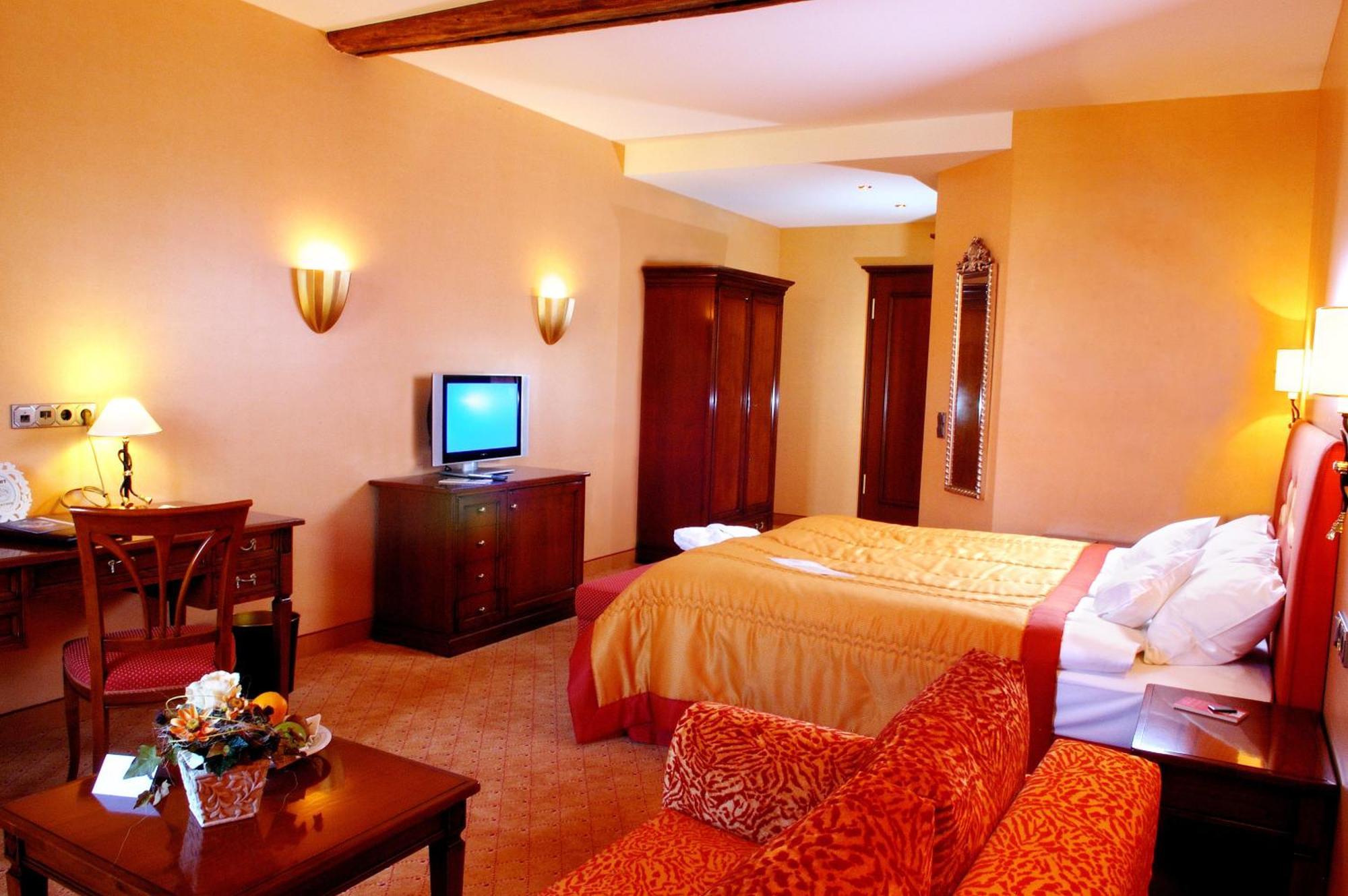 Goebels Schlosshotel "Prinz Von Hessen" 프라이데발트 객실 사진